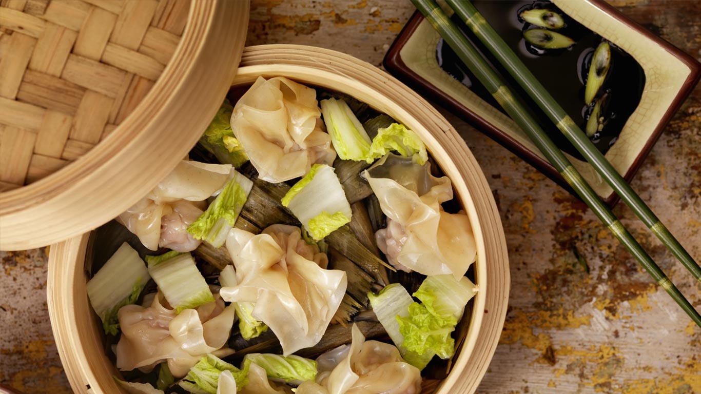 蒸笼中的蒸馄饨