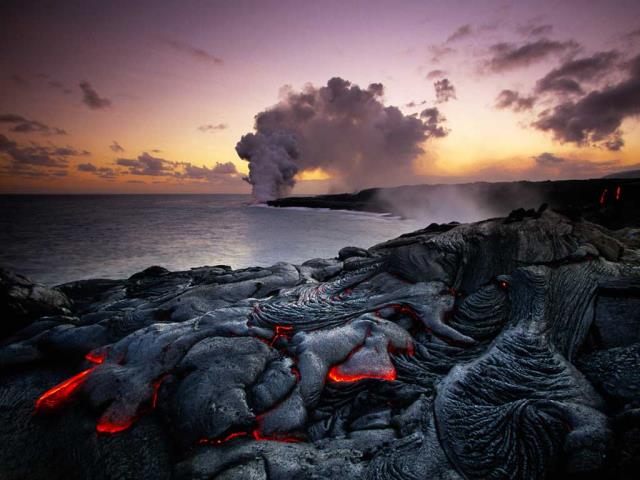 夏威夷火山国家公园，喷发中的基拉韦厄