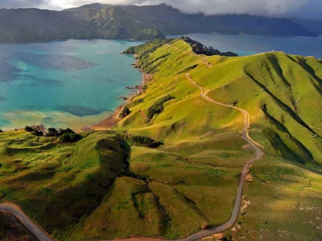 马尔堡峡湾鸟瞰图，新西兰