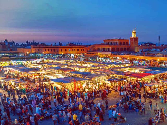 马拉喀什的Jemaa el-Fnaa广场
