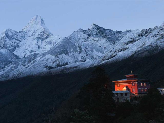 喜马拉雅山脉中的Tengboche修道院，尼泊尔