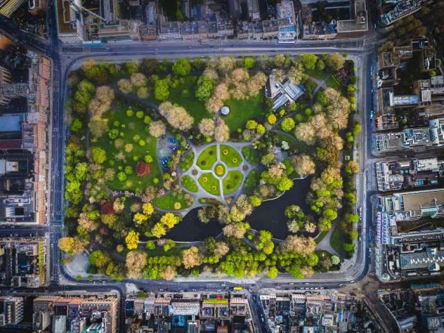 都柏林的圣斯蒂芬绿地，爱尔兰