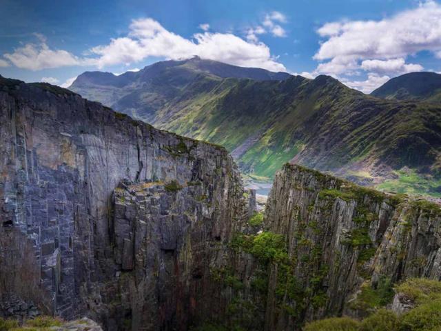 斯诺登山与兰贝里斯山口，英国史诺多尼亚国家公园