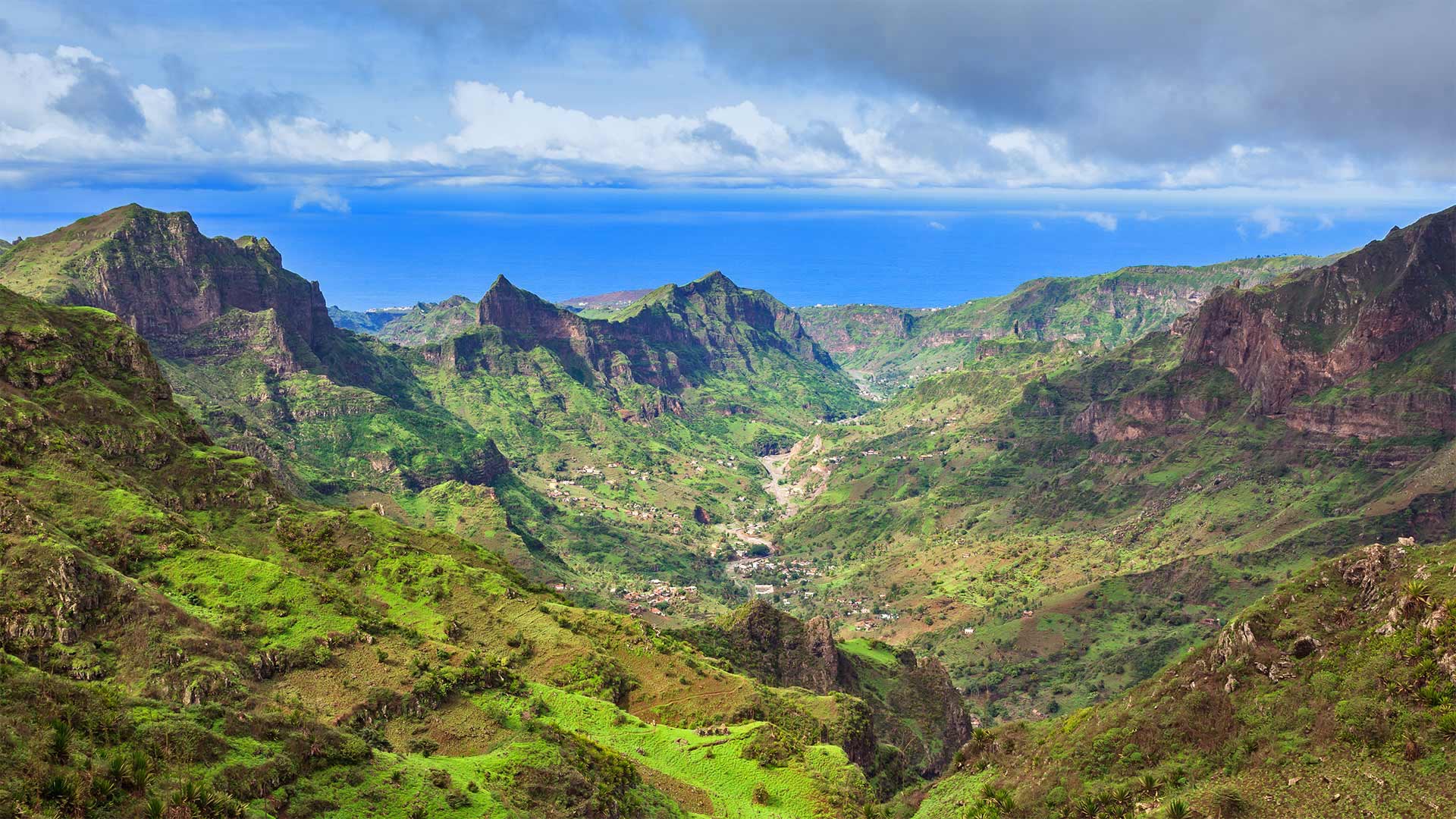 Serra da Malagueta山脉，佛得角圣地亚哥岛