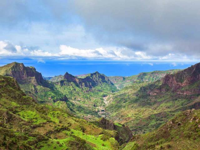 Serra da Malagueta山脉，佛得角圣地亚哥岛
