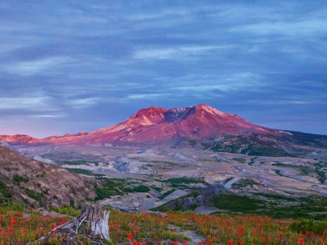 圣海伦斯山国家火山纪念区的边界小径，美国华盛顿州