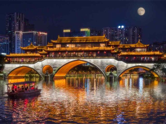安顺桥中秋灯展，成都，中国