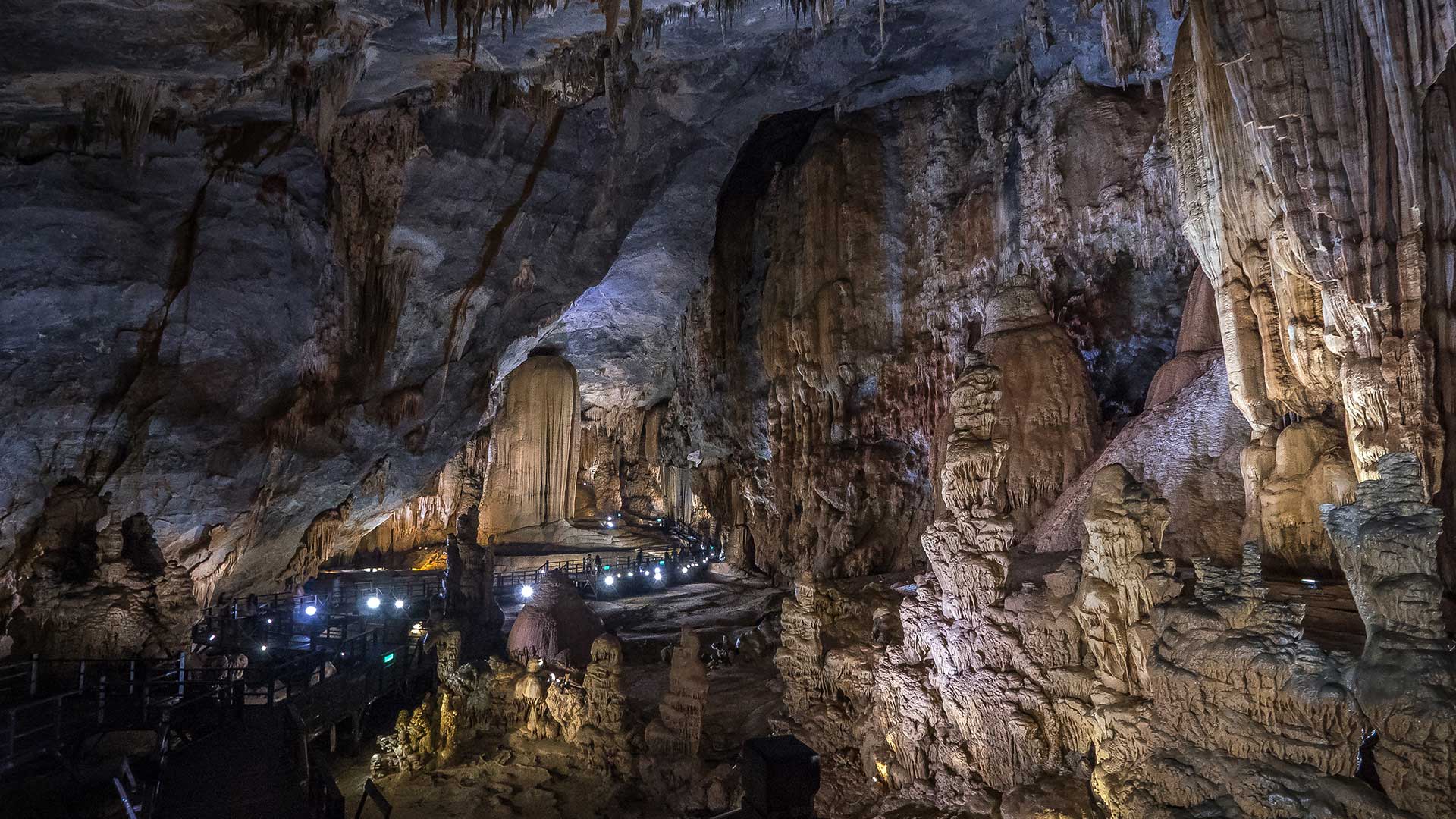 天堂洞, 峰牙-格邦国家公园, 越南
