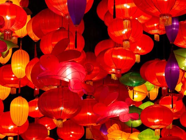 庆祝中秋节的中国灯笼