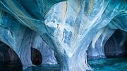 智利，卡雷拉将军湖上的 Cuevas de Marmol（大理石洞穴）